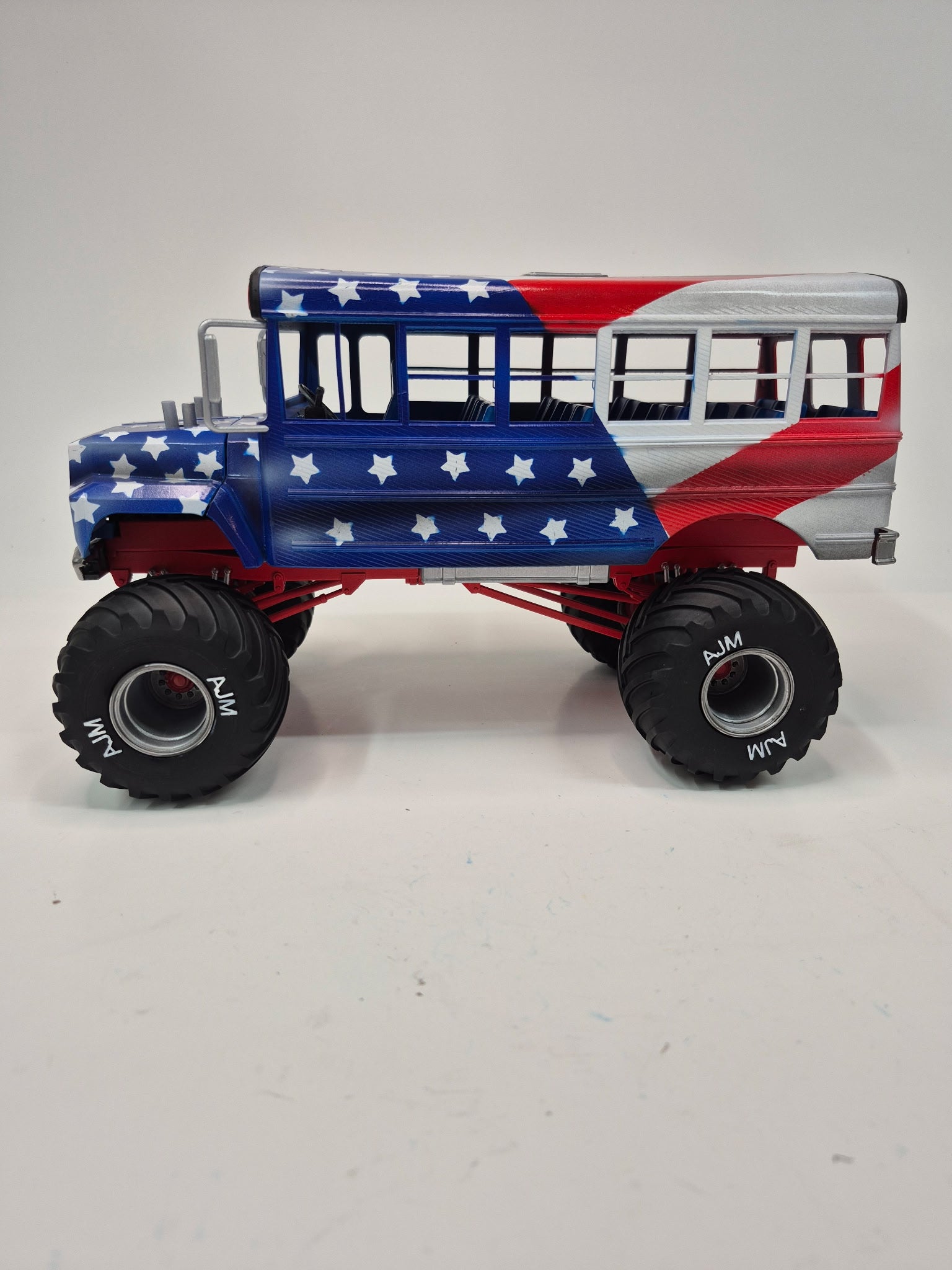 Squash em all - Monster Bus