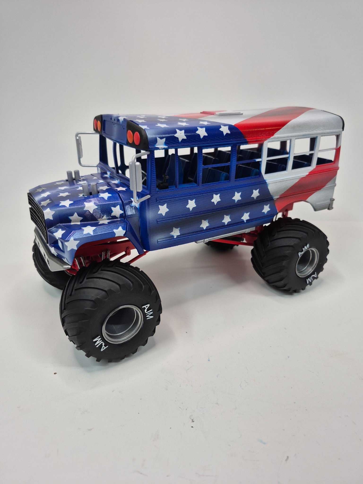 Squash em all - Monster Bus